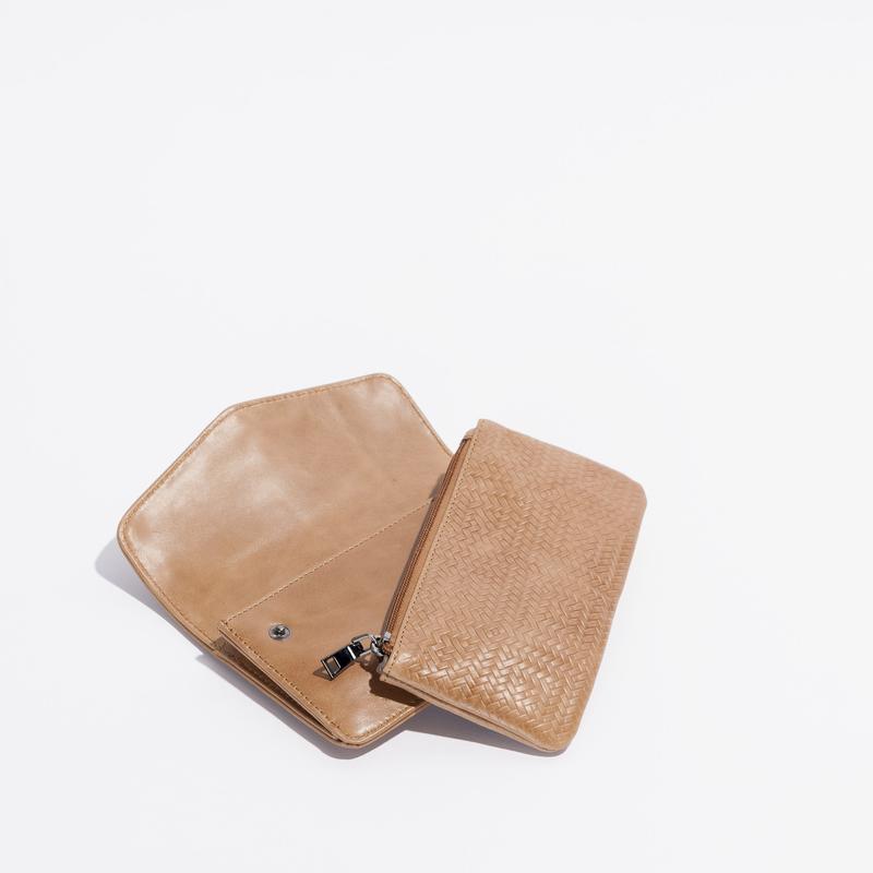 The Elements Wallet - Tan